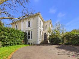 Flat 5, 10, Pittville Crescent, Cheltenham GL52 2QZ