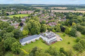 2, Walberton Park, The Street, Arundel BN18 0PJ