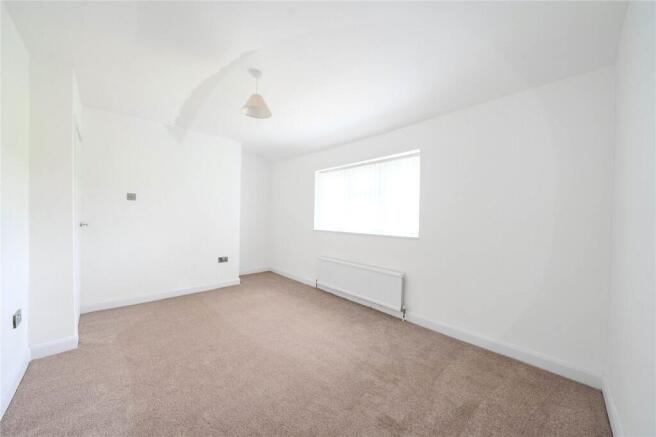 3 bed Semi-Detached for sale Image 4