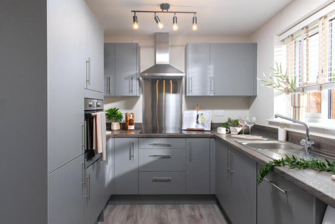 4 bed Detached for sale Image 6