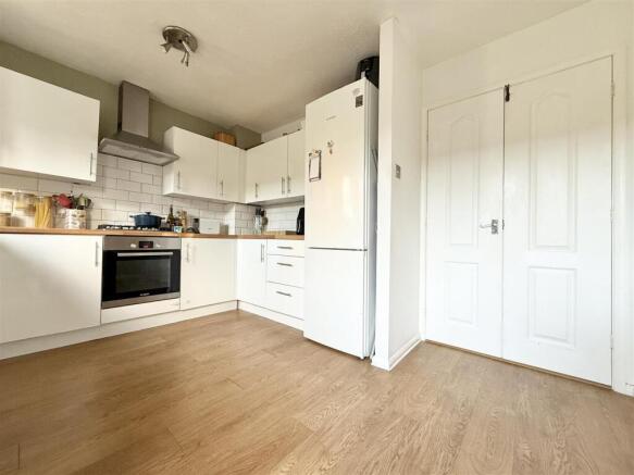 Brighton Close, Wigston photo 4