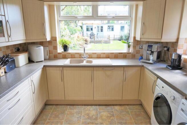 Kitchen / Breakfast