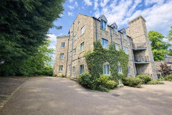 2 bed Flat for sale Image 9