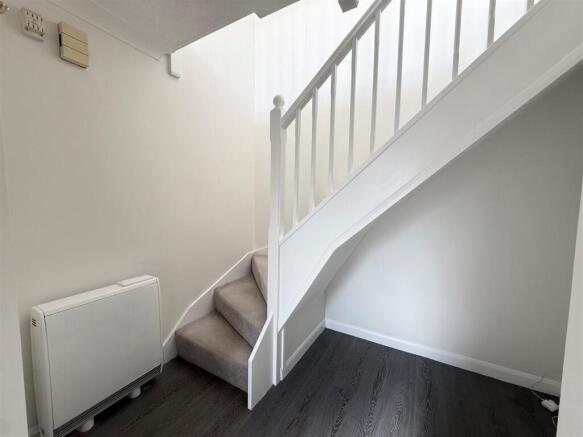 Hallway.jpg