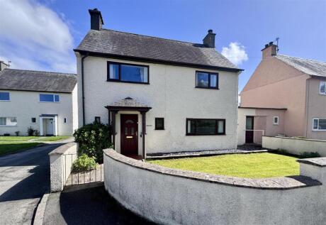 Cae Tyddyn, Llanrwst