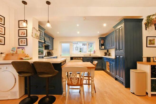 Dining Kitchen 