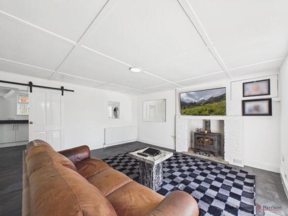 4 bed Detached for sale Image 4