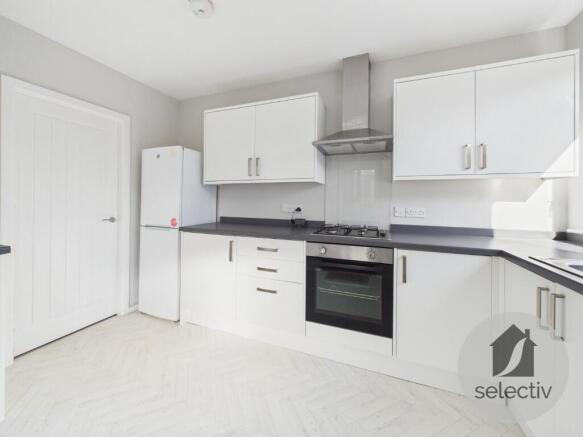 3 bed Semi-Detached for sale Image 6