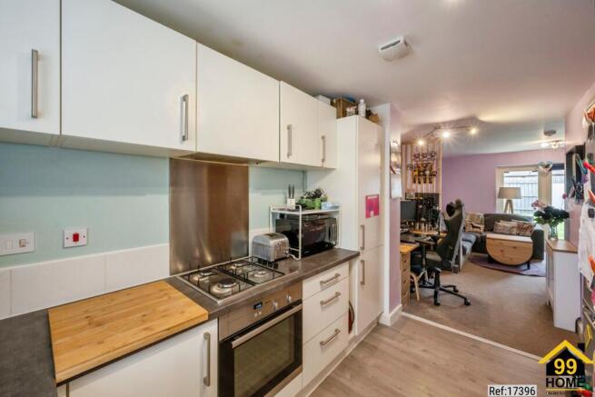 2 bed Semi-Detached for sale Image 9