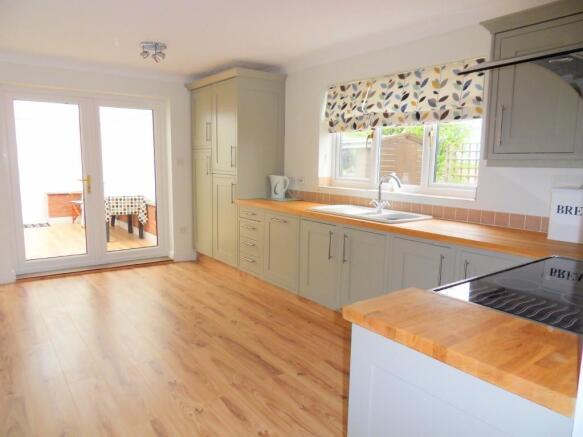 KITCHEN/DINER