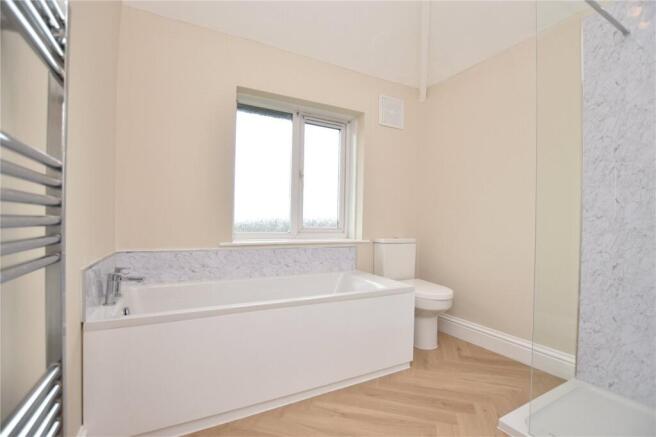 2 bed Semi-Detached for sale Image 6