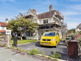 14 Westerlies, Gogarth Road, Llandudno LL30 2AP
