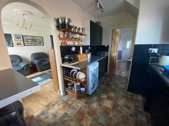 Kitchen Aspect.jpg