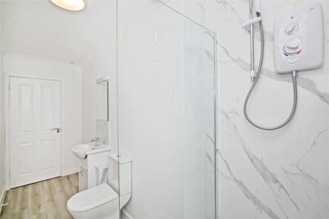 Shower/Cloakroom