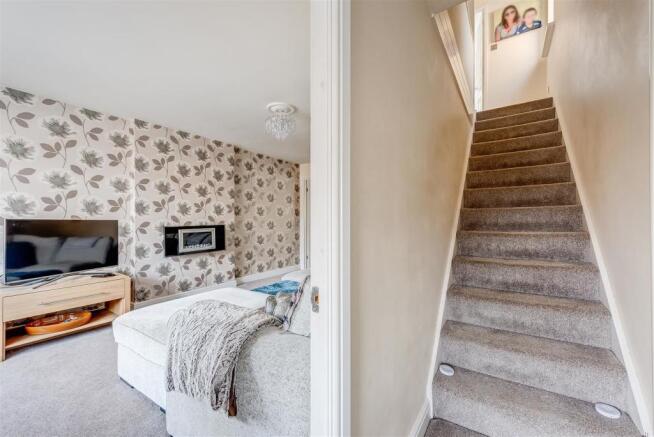 36FarnabyDrive(Interior)(13of25).jpg