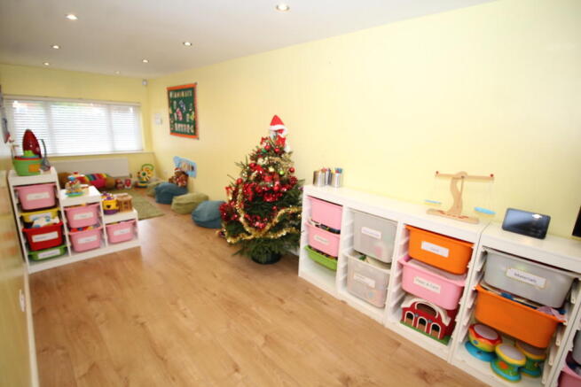 Photo 9