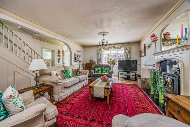 61 Saint Mary's Road, Hayling Island-Small-Portico