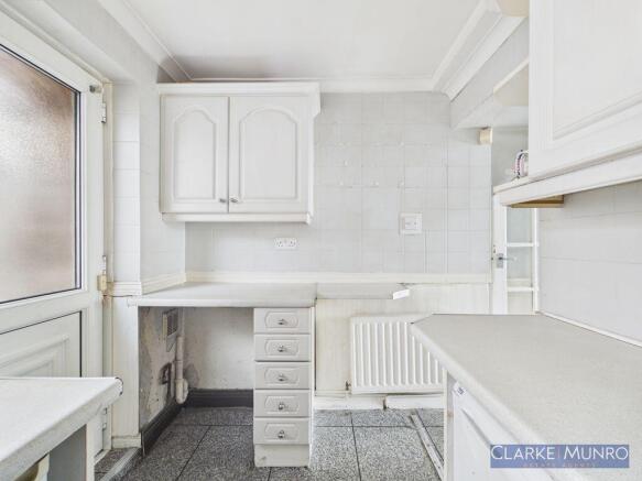 2 bed Terraced for sale Image 5