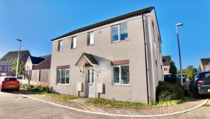 11, Stone Field, Blackwood NP12 0PA