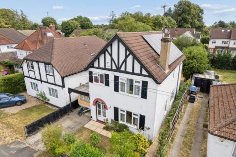 Mid Cross Lane, Chalfont St. Peter, Buckinghamshire, SL9