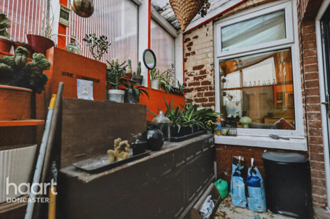 2 bed Terraced for sale Image 11