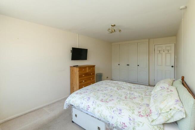 2 bed Detached Bungalow for sale Image 8