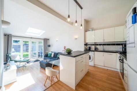 Rutford Road, Streatham, London, SW16