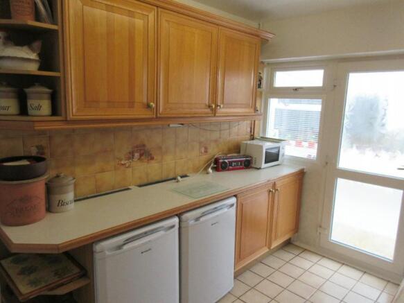 Photo 8