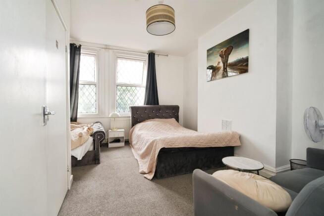 6 bed End of Terrace for sale Image 8