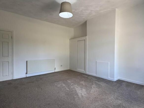 2 bed Terraced for sale Image 7
