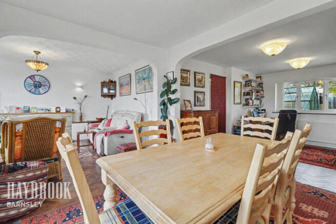 3 bed Detached Bungalow for sale Image 9