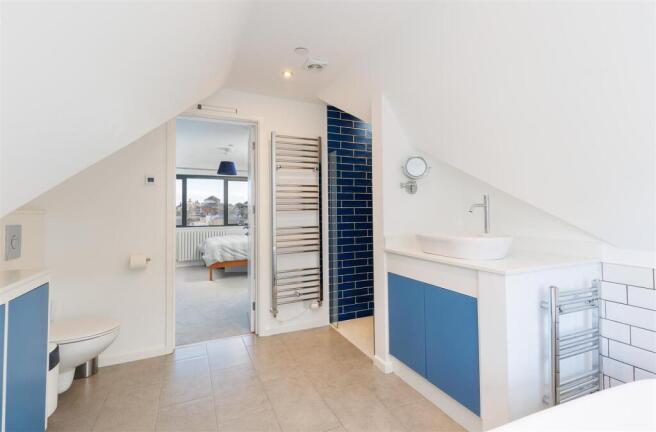Ensuite Bathroom