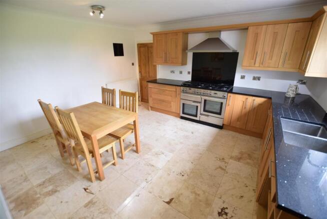 Kitchen / Breakfast Room