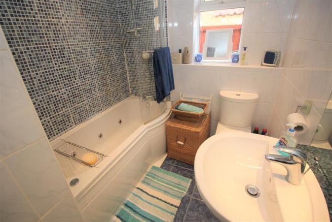 bathroom.JPG