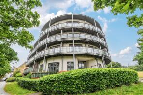 3, Linnet House, Skylark Avenue, Greenhithe DA9 9TT