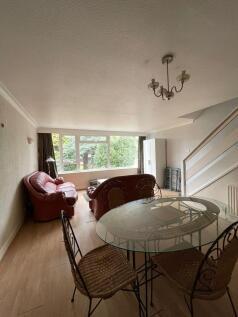 4 bedroom terraced house