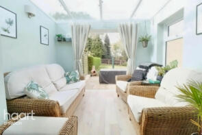 84, Dereham Avenue, Ipswich IP3 0QG