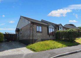 10, Carknown Gardens, Redruth TR15 2LG