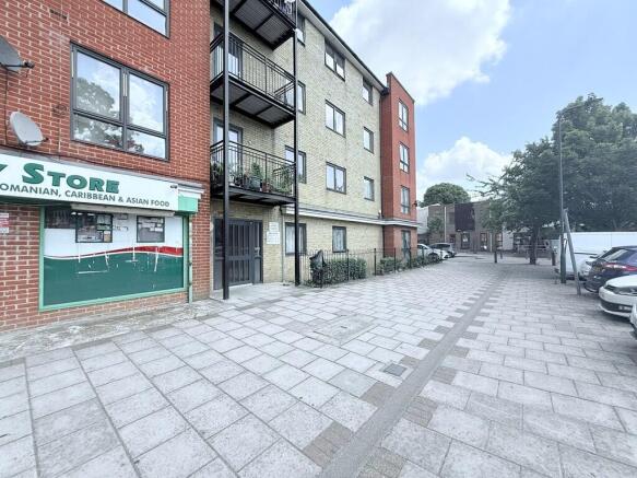 Flat 9 Bell House...