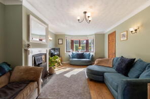 3, Earls Grange, Worcester WR8 9DP