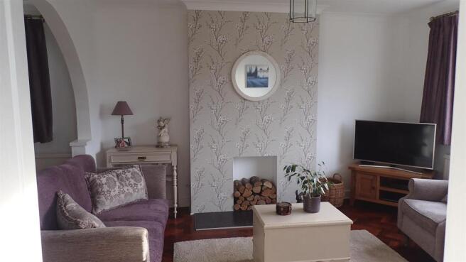 Lounge/Dining room