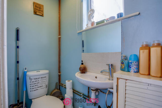 3 bed Terraced for sale Image 8
