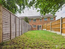 8, Foyle Close, Great Ashby, Stevenage SG1 6BQ