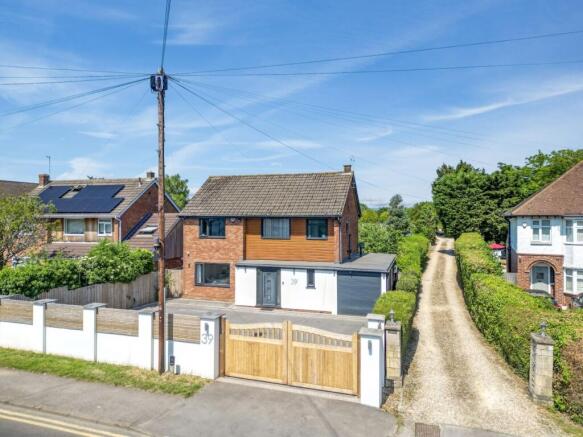 39 New Barn Lane