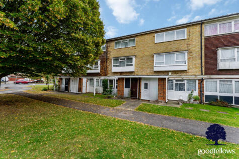 South Lodge Avenue, Mitcham, CR4
