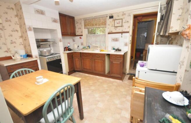 KITCHEN DINER
