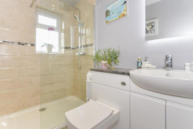 3 bed Bungalow for sale Image 10