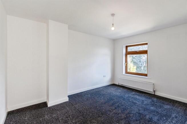 3 bed Semi-Detached for sale Image 9