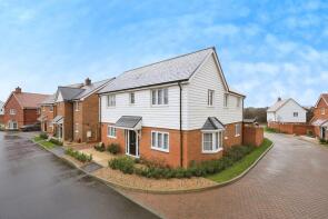 5, Orchid Grove, Hailsham BN27 4FH