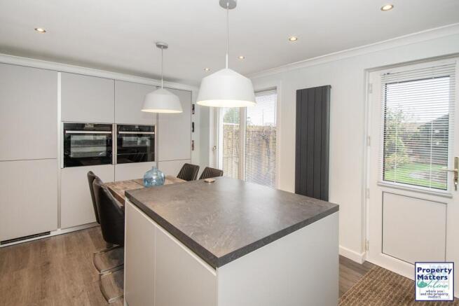 Dining kitchen